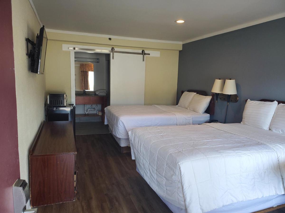 Deerfield Inn & Suites Madison Ngoại thất bức ảnh